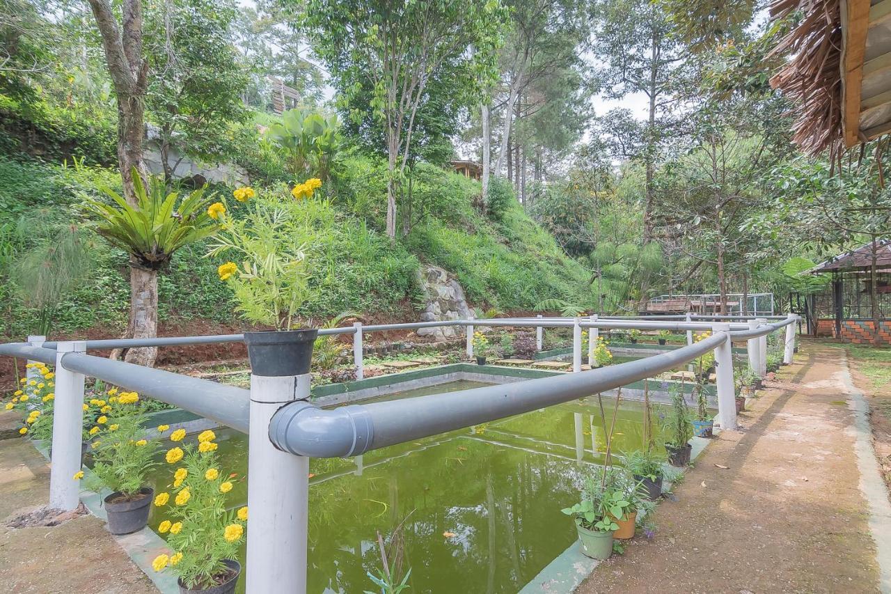 Reddoorz Resort Syariah Near D'Castello Ciater Subang Exteriér fotografie