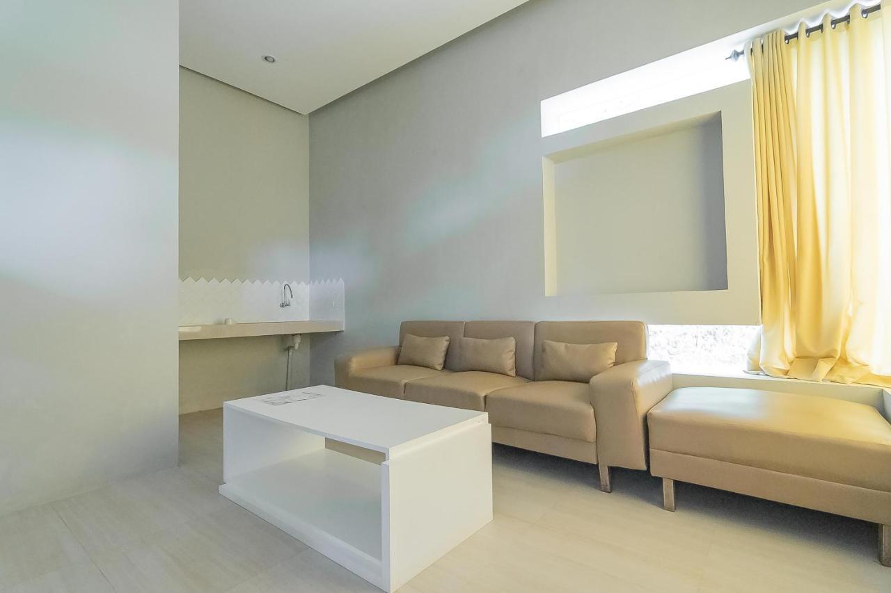Reddoorz Resort Syariah Near D'Castello Ciater Subang Exteriér fotografie