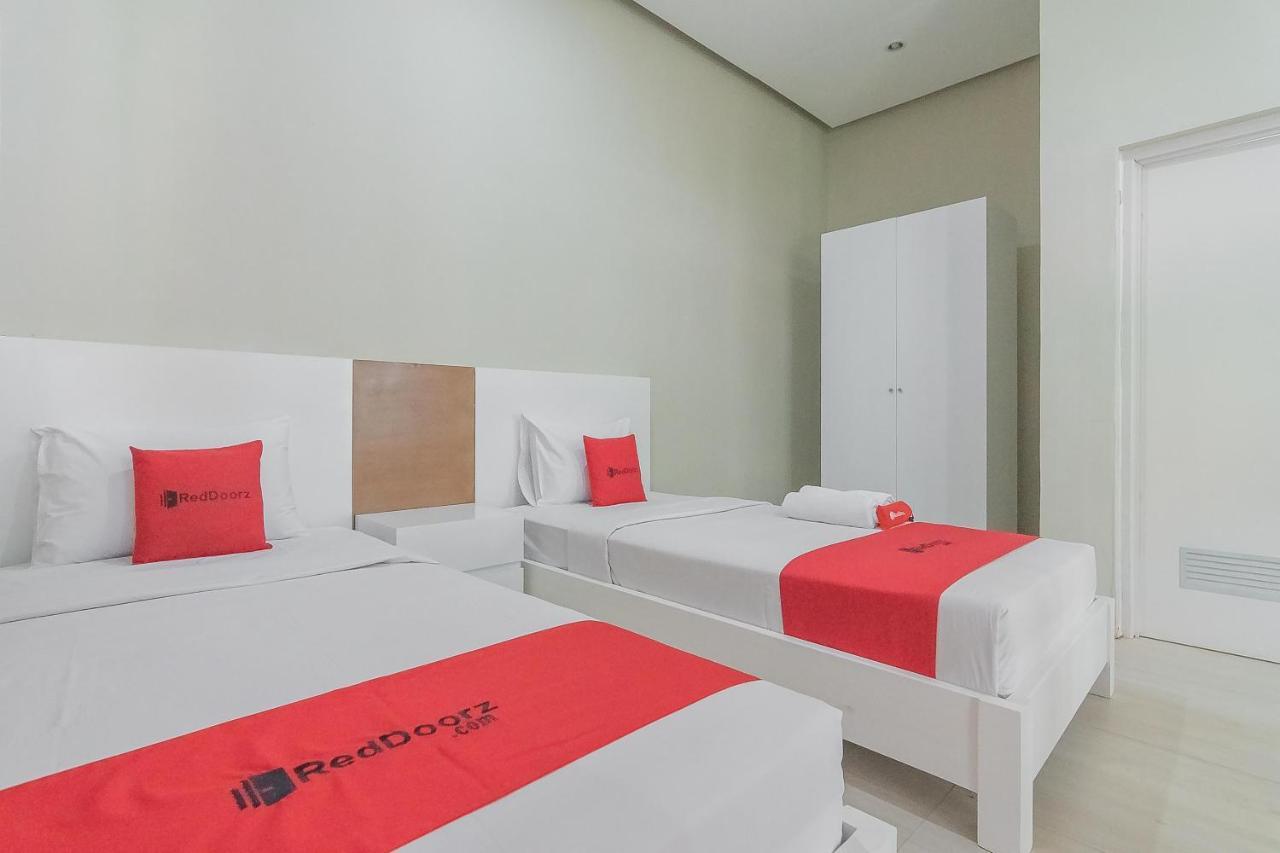 Reddoorz Resort Syariah Near D'Castello Ciater Subang Exteriér fotografie